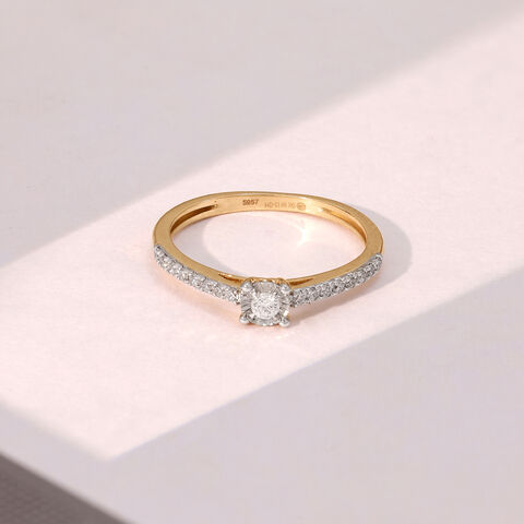 Sleek Geometric Diamond Ring