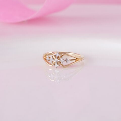 Dazzling Blend Gold & Diamond Ring