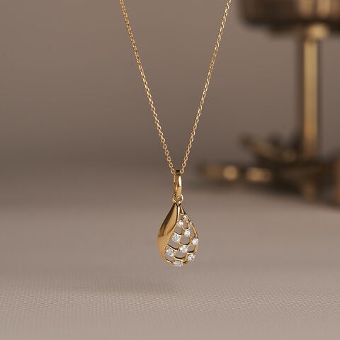 Luminous Checkered Diamond Pendant