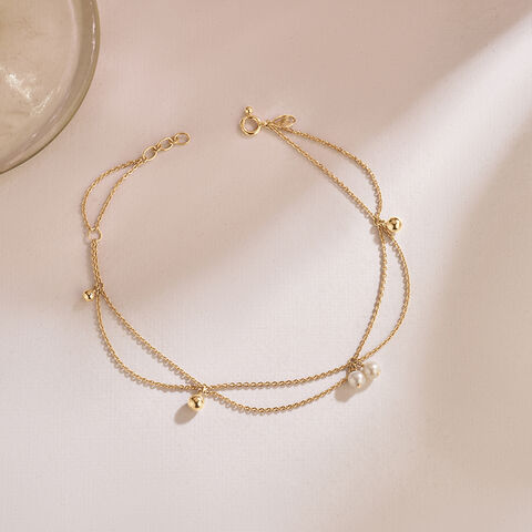 Delicate Luminous Pearl Bracelet