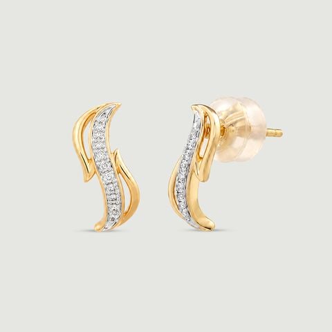 Sleek Flickering Diamond Stud Earrings