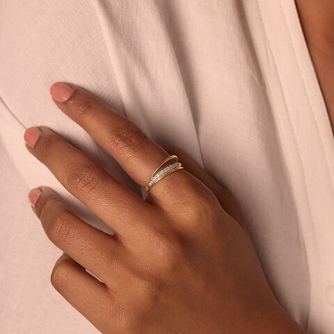 Twined Radiance 14 Kt Gold & Diamond Ring