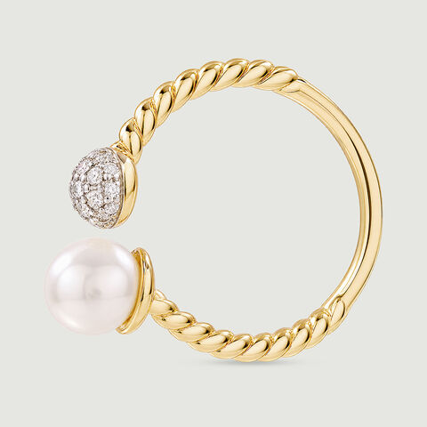 Romantic Contrasting Pearl Diamond Ring