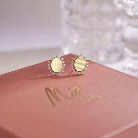 Oval Luminous Diamond Stud Earrings