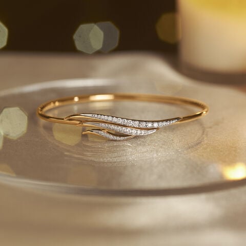 Fluid Wavelike Diamond Bangle
