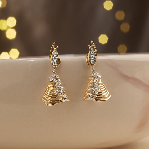 Radiant Flowing Diamond Jhumka