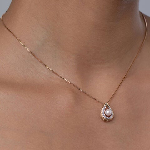 Soft Lustrous Pearl & Diamond Pendant