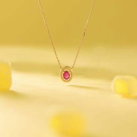Vibrant Sleek Ruby Gold Necklace