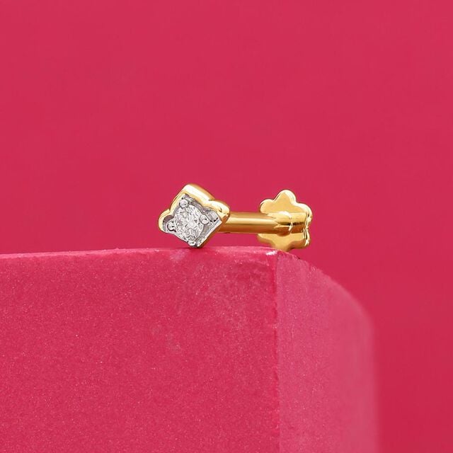 Chic Nova Diamond Nose Pin,,hi-res image number null