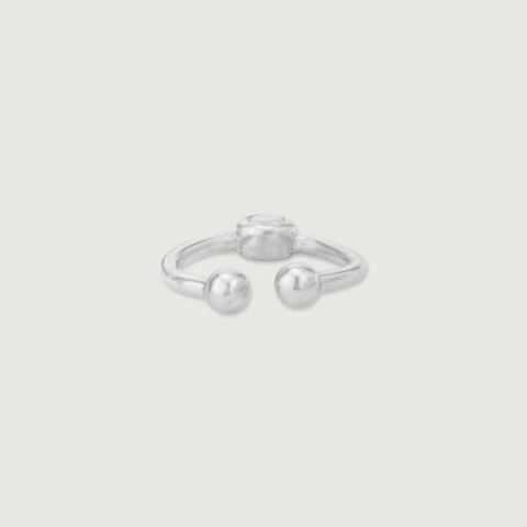 Sleek Beam Silver Septum Ring
