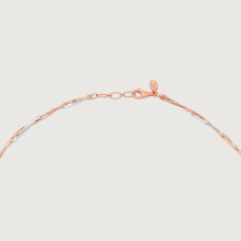 Sleek Interwoven Omega Gold Chain