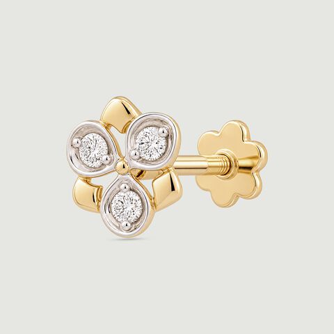 Glowing Triad Diamond Nose Pin