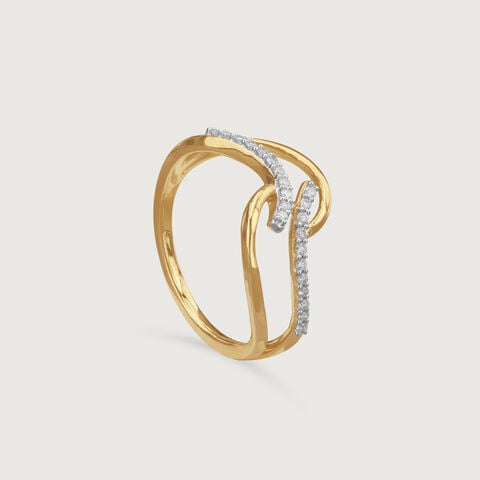Sassy Swirl Diamond Ring