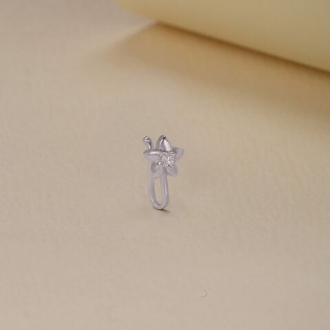 Dreamy Bloom Silver Nose Pin