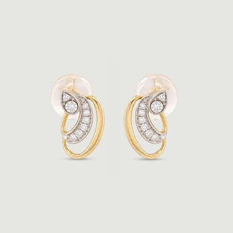 Luminous Fluid Diamond Stud Earrings