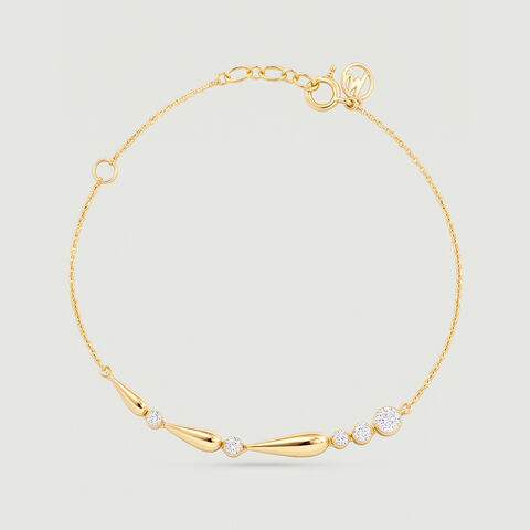Graceful Flame Diamond Bracelet