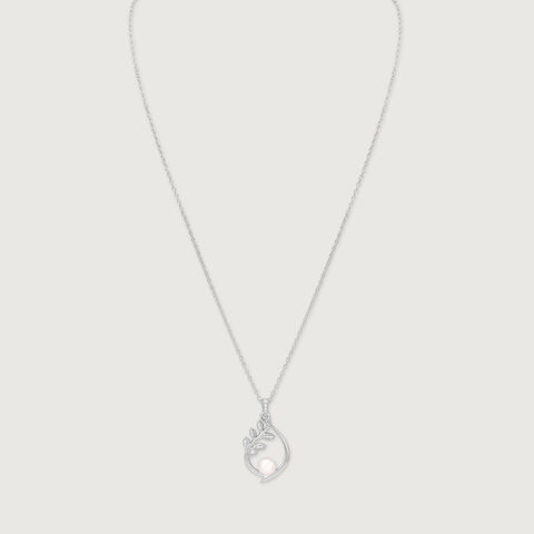 Elegant Leaf Drop Silver Necklace