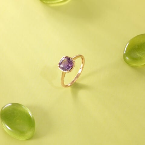 Graceful Contemporary Amethyst Gold Ring