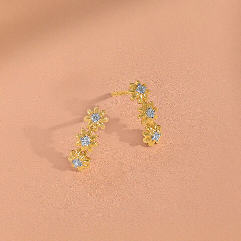 Daisy Trail Diamond Stud Earrings