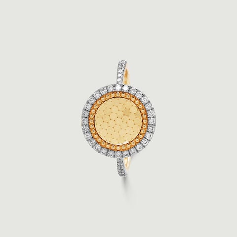 Luminous Textured Diamond Cocktail Ring