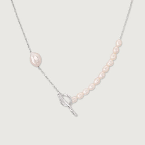 Playful Chic Silver Necklace