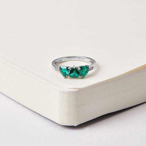 Lush Spark Silver Finger Ring