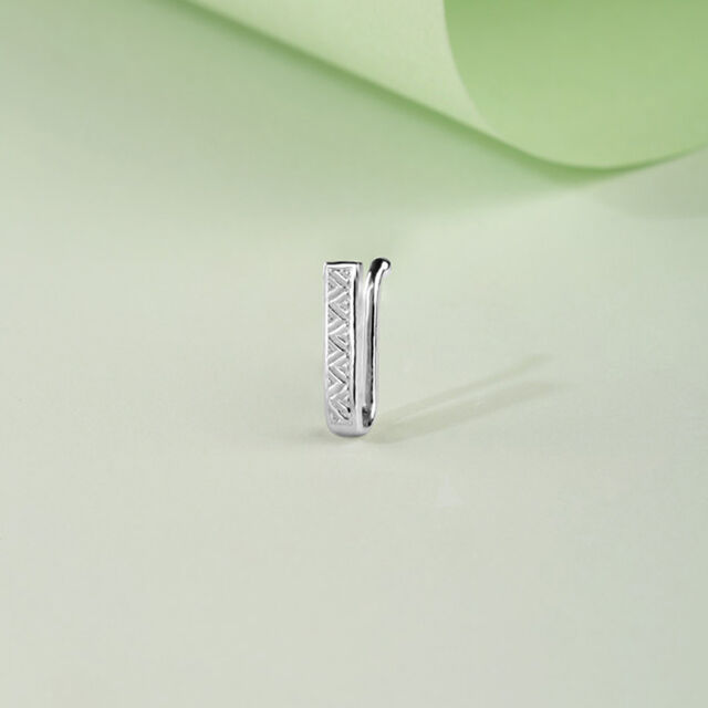 Edgy Linear Silver Nose Pin,,hi-res image number null