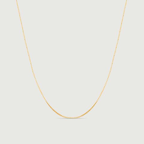 Minimal Sleek Gold Chain