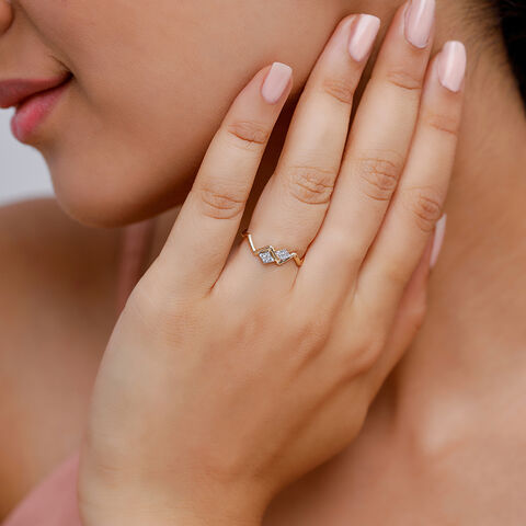 14KT Yellow Gold Icy Summit Diamond Finger Ring