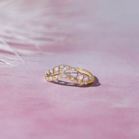 Modern Vanki Gold & Diamond Finger Ring