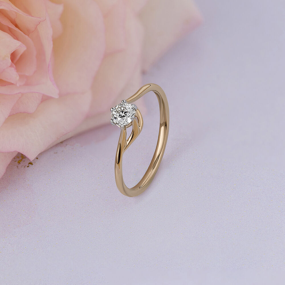 New finger ring top