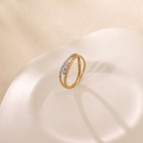 Gentle Rhythm Diamond Ring
