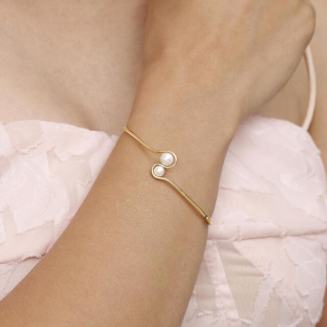 Lustrous Curve Pearl Bangle,,hi-res image number null