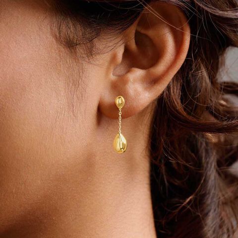 Glossy Chic Gold Drop Earrings