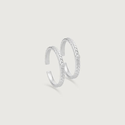 Sleek Braid Silver Toe Rings