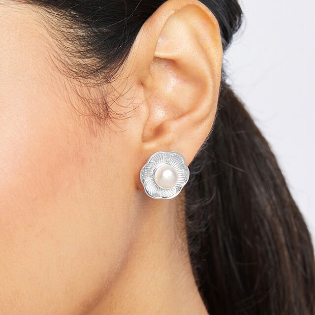Artistic Pearl Silver Stud Earrings,,hi-res image number null