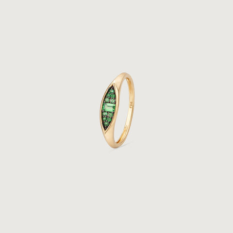 Sculpted Distinct Tsavorite Gold Ring