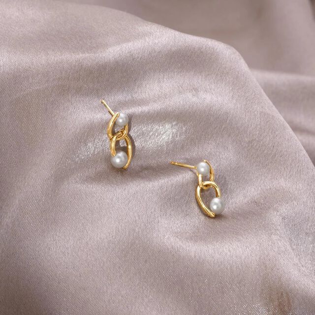 Edgy Chic Pearl Stud Earrings,,hi-res image number null