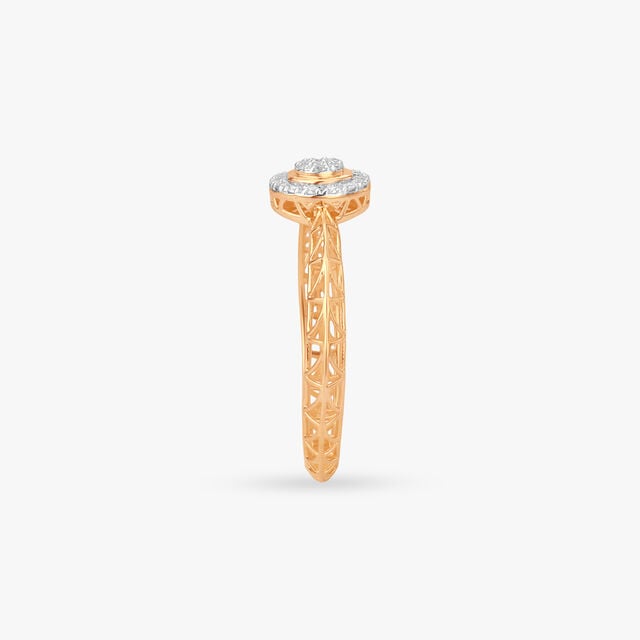 Luminous Halo Diamond Ring,,hi-res image number null