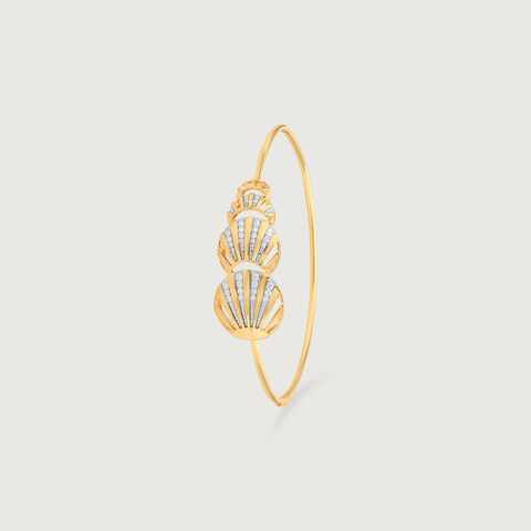 Radiant Shell Diamond Bangle