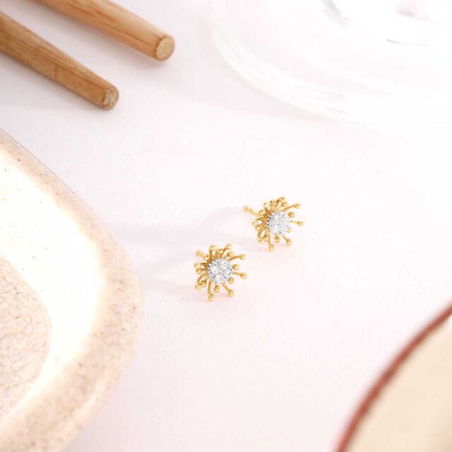 Luminous Aura Diamond Stud Earrings,,hi-res image number null