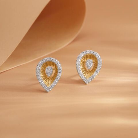 Halo Radiance Diamond Stud Earrings