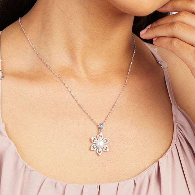 Flawless Pearl Silver Pendant & Chain,,hi-res image number null