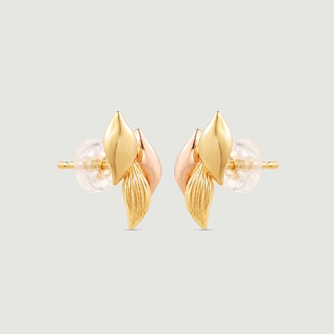 Graceful Textured Gold Stud Earrings