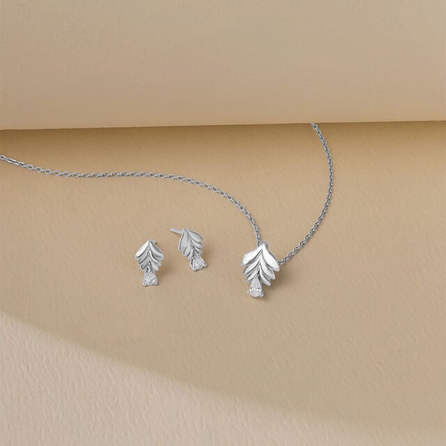 Sassy Leaf Silver Earrings and Pendant Set,,hi-res image number null