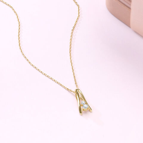 Sassy Beam Diamond Pendant