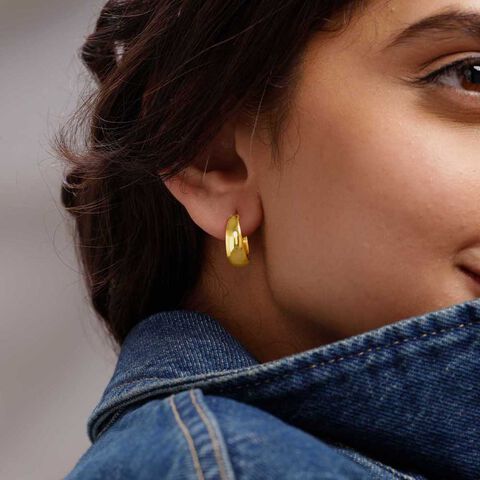 Minimalist Bold Gold Hoop Earrings