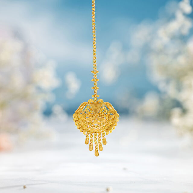 Cultural Elegance Maang Tikka