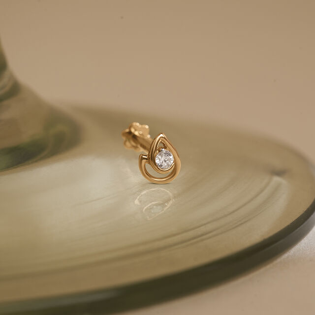 Delicate Luminous Diamond Nose Pin,,hi-res image number null
