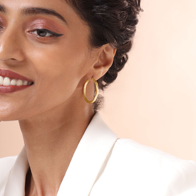 Ribbed Radiance 18KT Gold Hoop Earrings,,hi-res image number null
